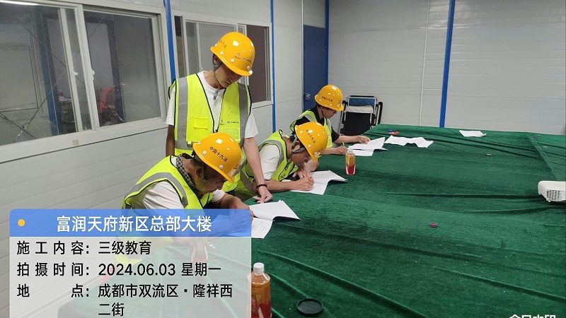 以下是一些在市场上口碑较好的管理培训PPT模板品牌：