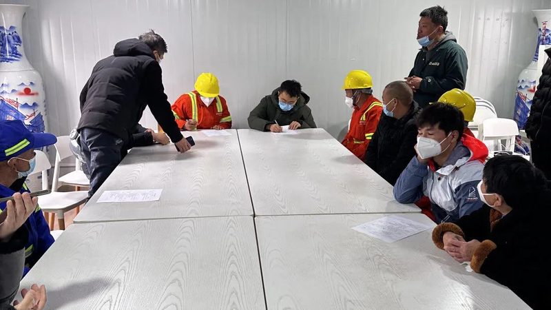 短期技能培训课程的费用主要由以下几部分构成：